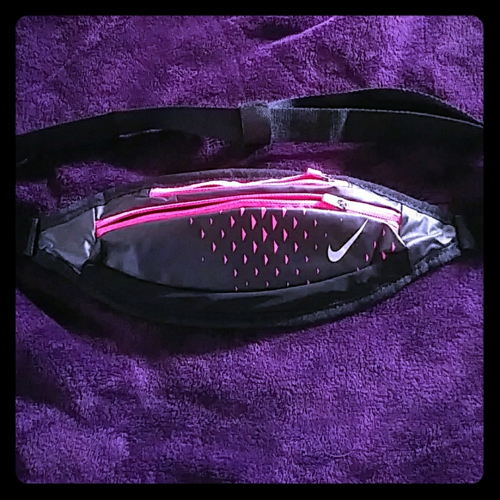 Nike fanny pack